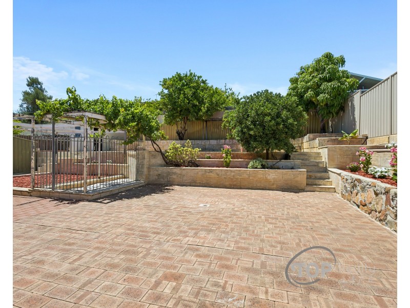 16 Darian Drive, Willetton WA 6155