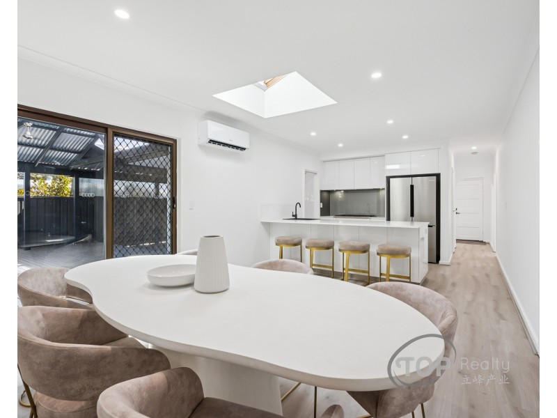 28 Tricourt Grove, Riverton WA 6148