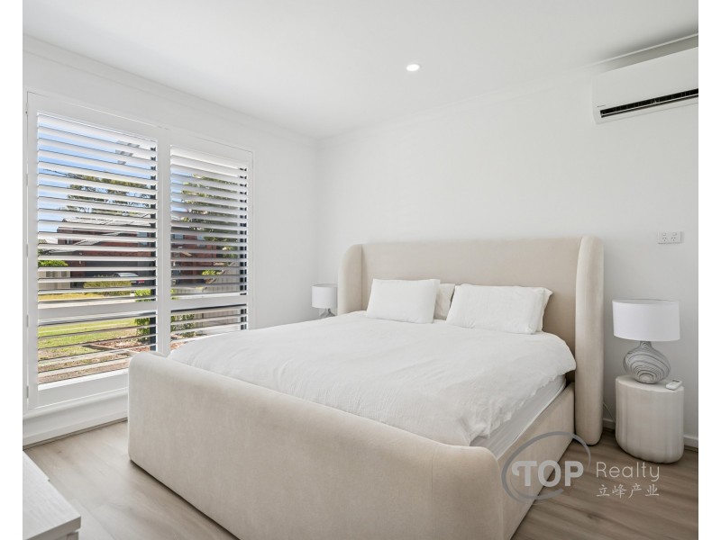 28 Tricourt Grove, Riverton WA 6148