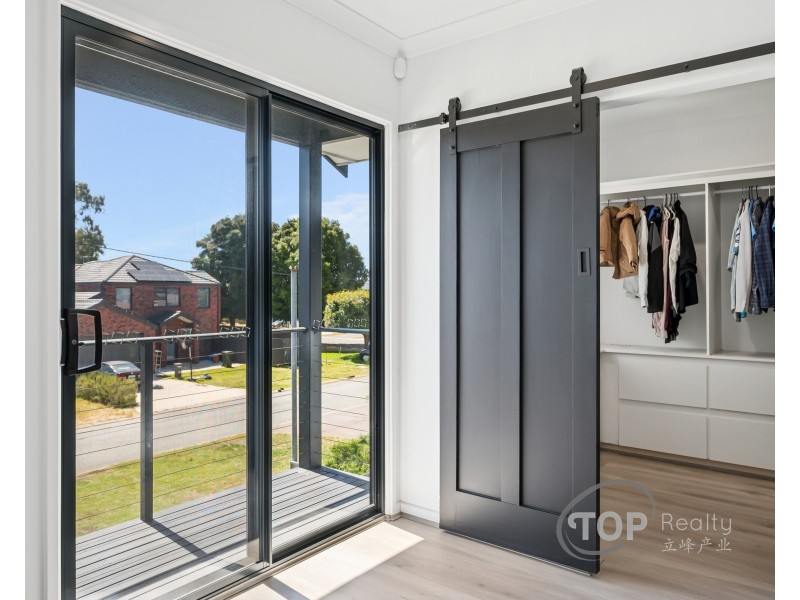 28 Tricourt Grove, Riverton WA 6148