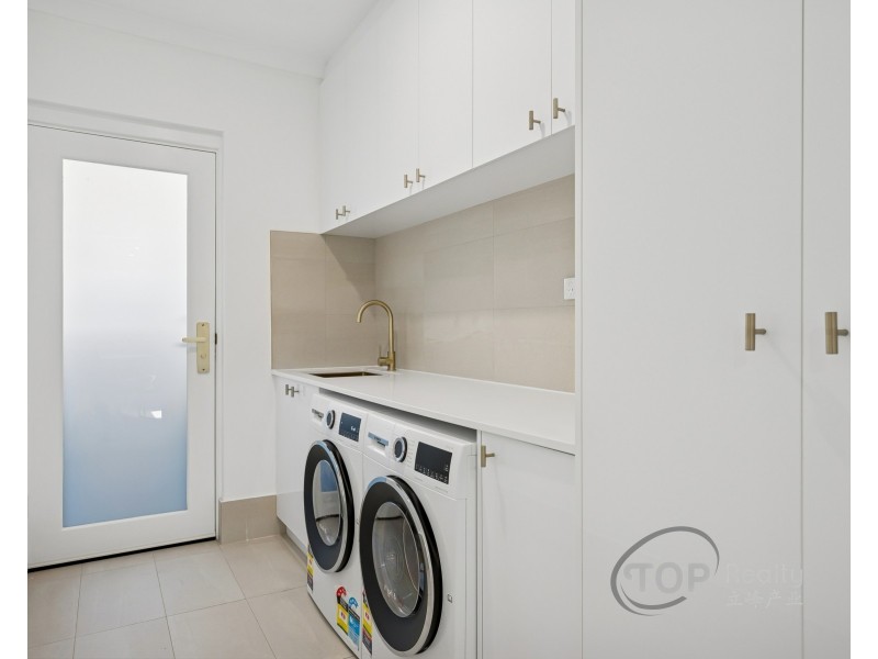 28 Tricourt Grove, Riverton WA 6148