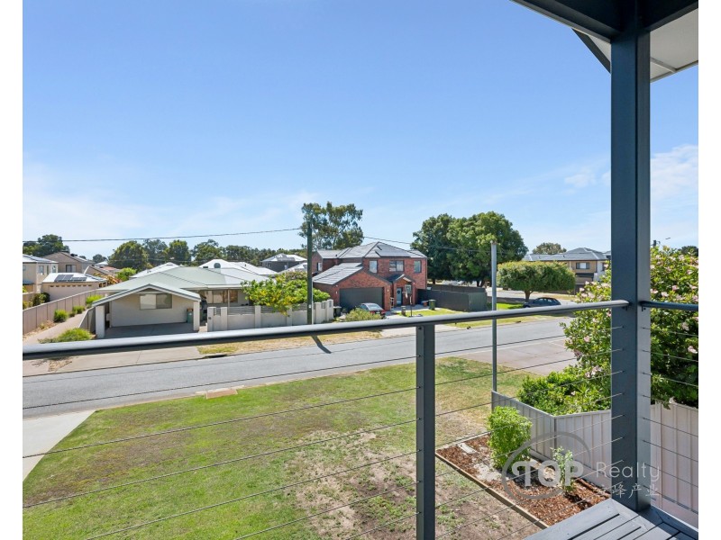 28 Tricourt Grove, Riverton WA 6148