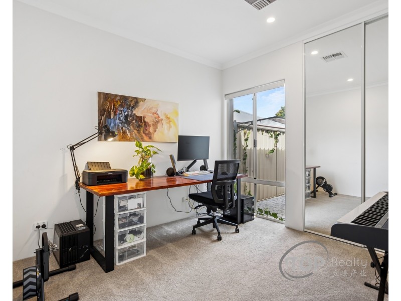 93 Bungaree Road, Wilson WA 6107