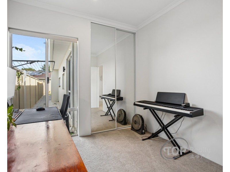 93 Bungaree Road, Wilson WA 6107