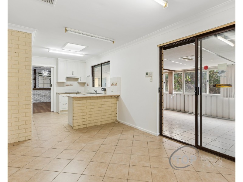 30 Mirrelia Way, Riverton WA 6148