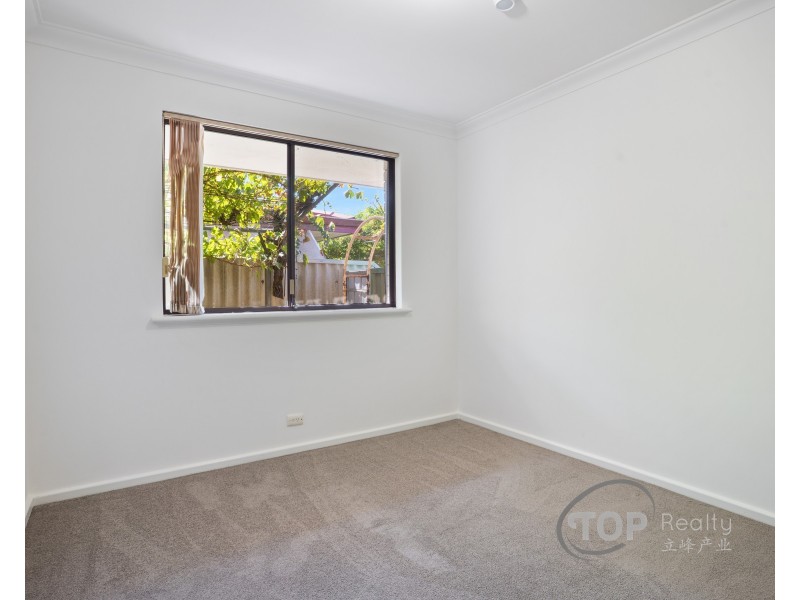 30 Mirrelia Way, Riverton WA 6148