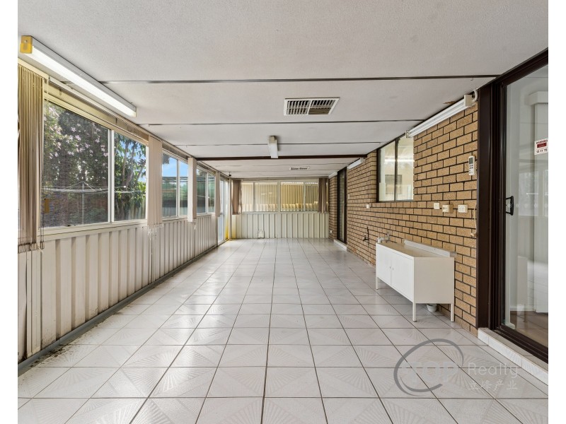 30 Mirrelia Way, Riverton WA 6148