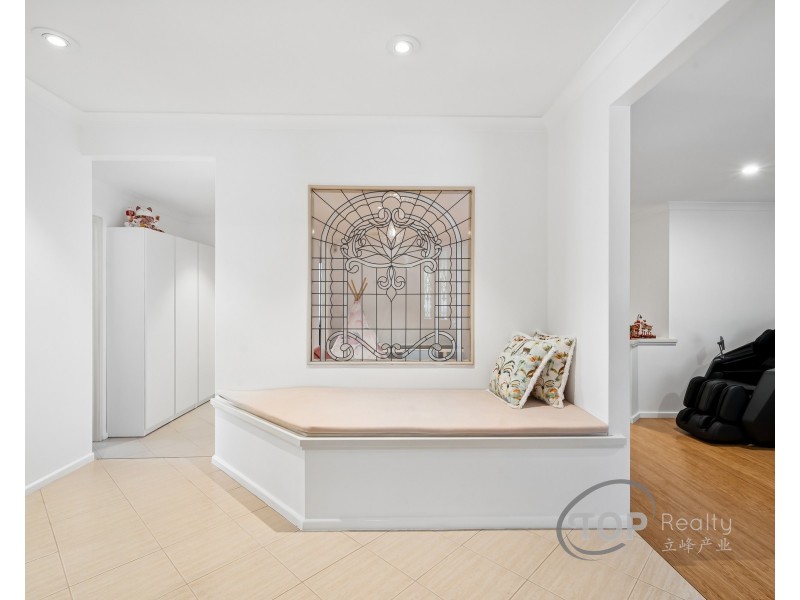 34 Sinclair Crescent, Winthrop WA 6150