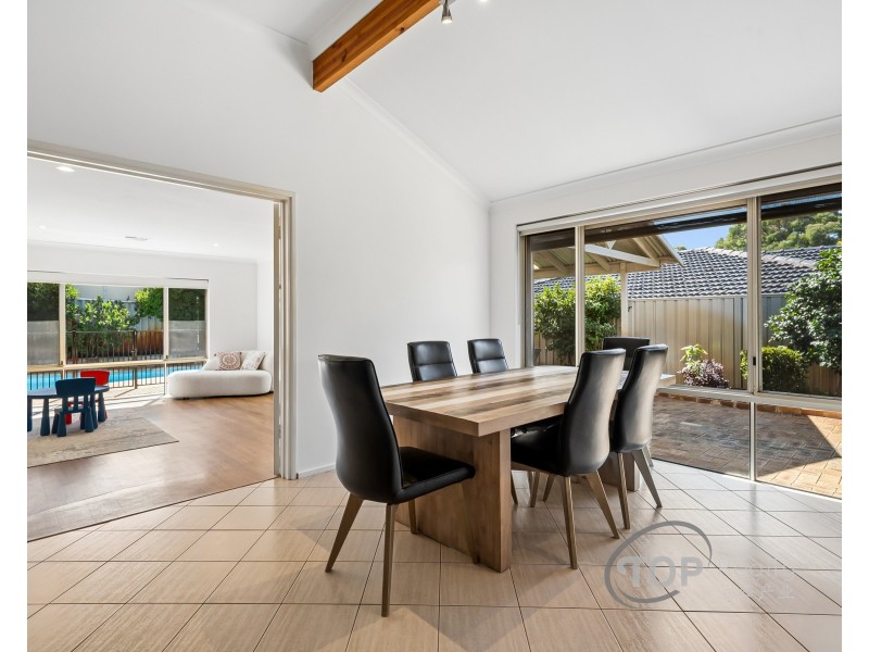 34 Sinclair Crescent, Winthrop WA 6150