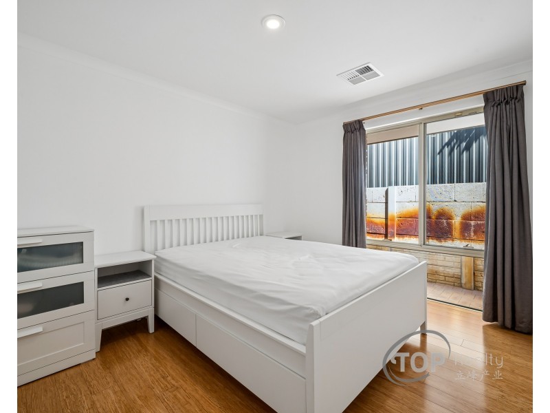 34 Sinclair Crescent, Winthrop WA 6150