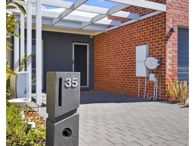 35 Alliance Loop, Willetton WA 6155