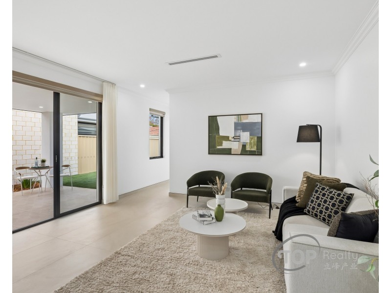 43 Kalangedy Drive, Riverton WA 6148