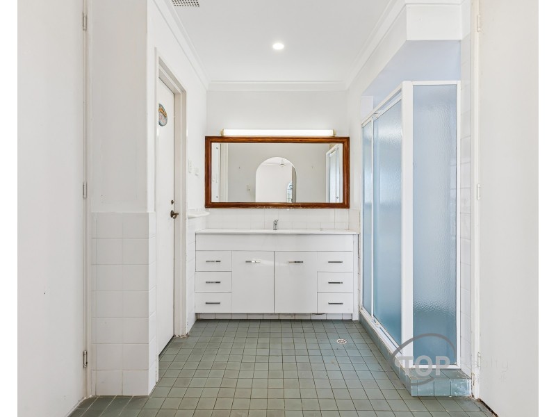 16 Cobalt Place, Riverton WA 6148