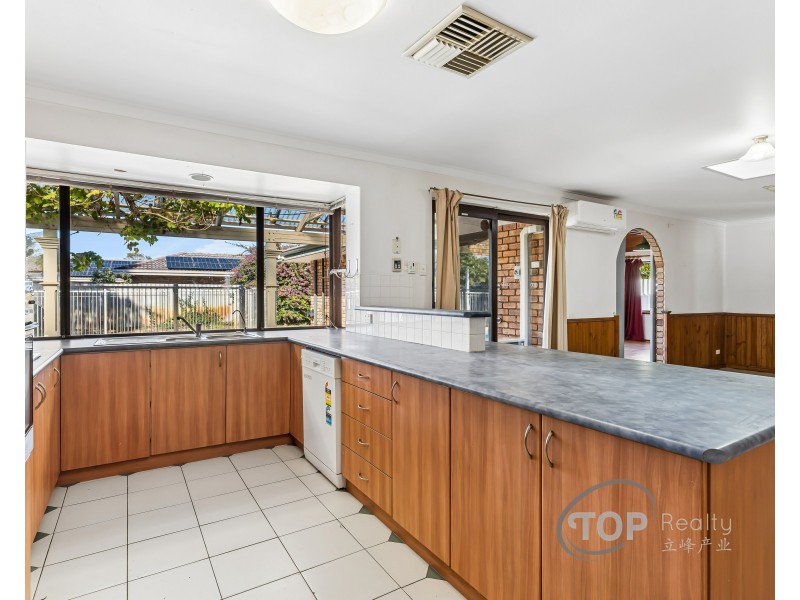 16 Cobalt Place, Riverton WA 6148