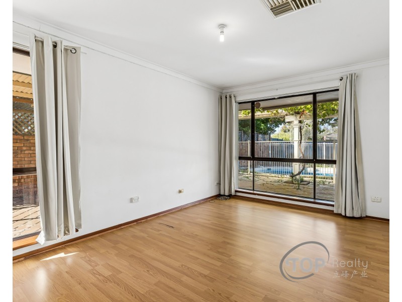 16 Cobalt Place, Riverton WA 6148