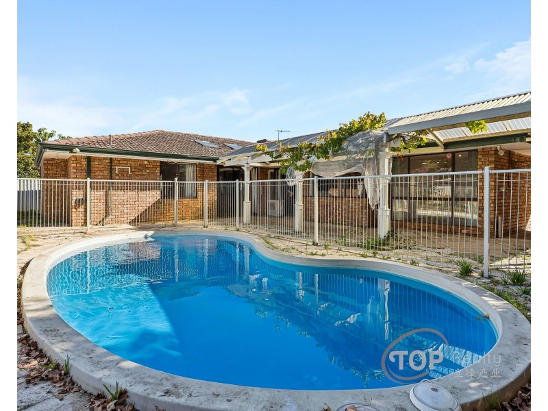 16 Cobalt Place, Riverton WA 6148