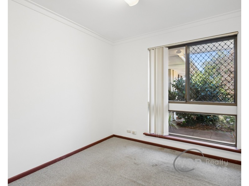 4 Falcon Court, Willetton WA 6155