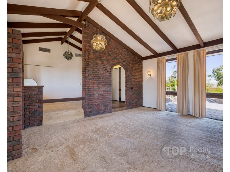 4 The Escarpment, Willetton WA 6155
