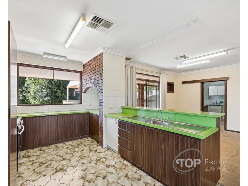4 The Escarpment, Willetton WA 6155