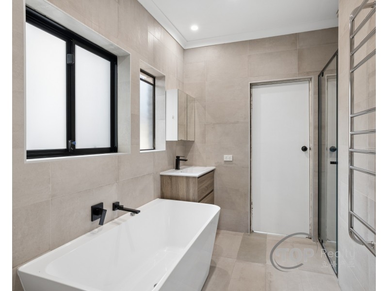 34 Salmon Gum Rise, Willetton WA 6155
