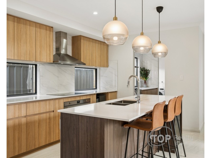 6B Zinnia Way, Willetton WA 6155