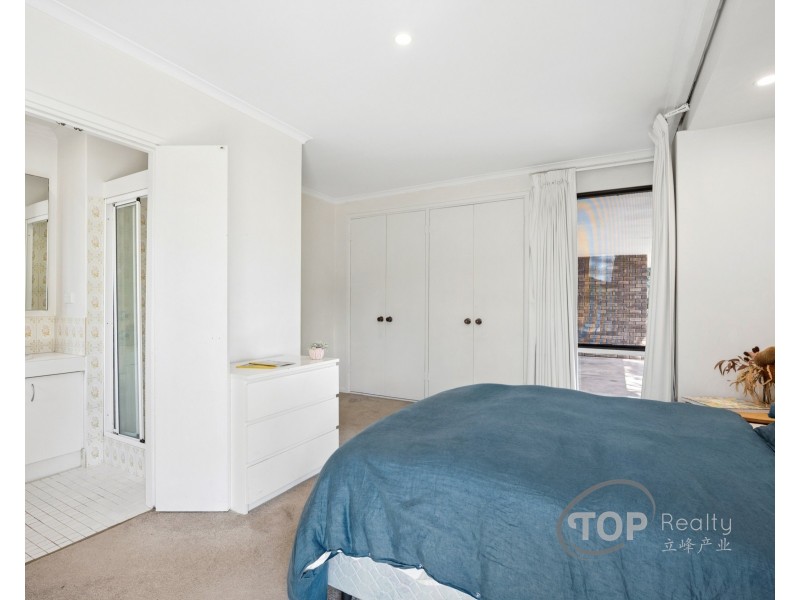 68 Darley Circle, Bull Creek WA 6149