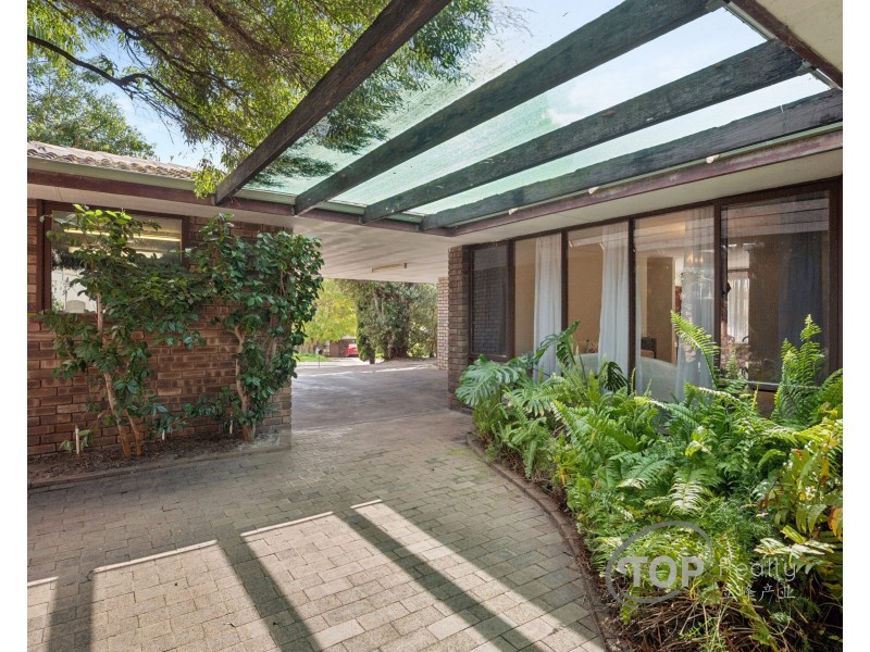 68 Darley Circle, Bull Creek WA 6149