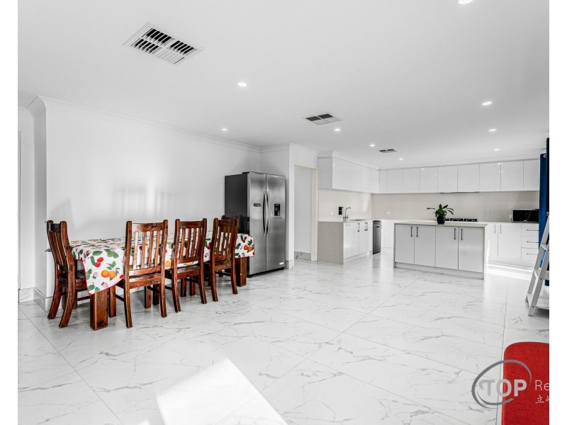 Unit 2/23 Elgon Hill, Willetton WA 6155