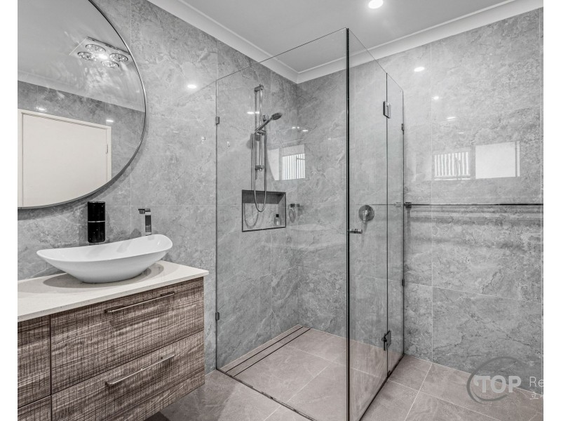 Unit 2/23 Elgon Hill, Willetton WA 6155