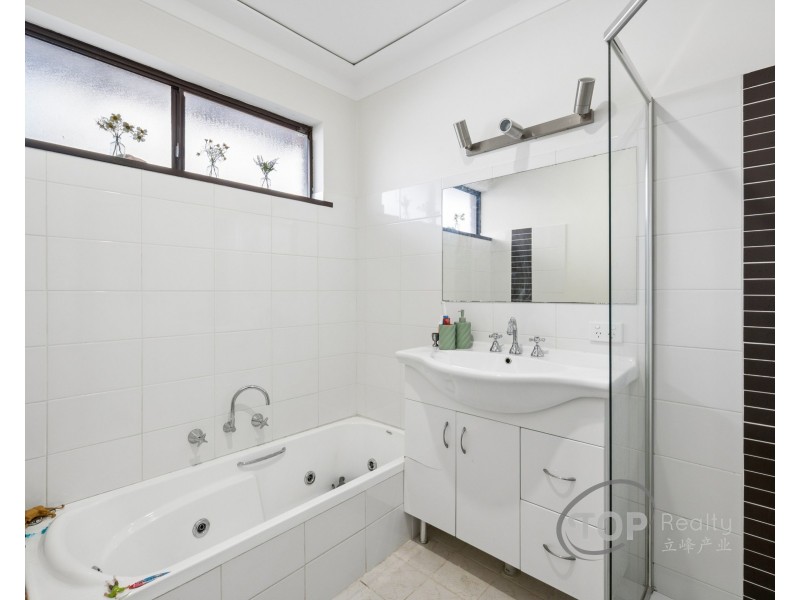 40 Ruffian Loop, Willetton WA 6155