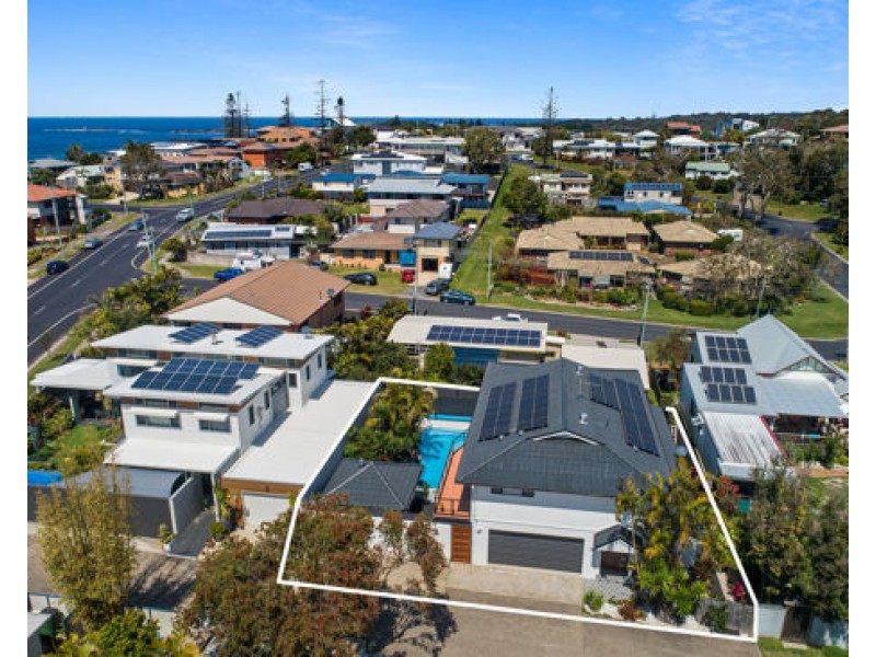 135A First Avenue, Sawtell NSW 2452