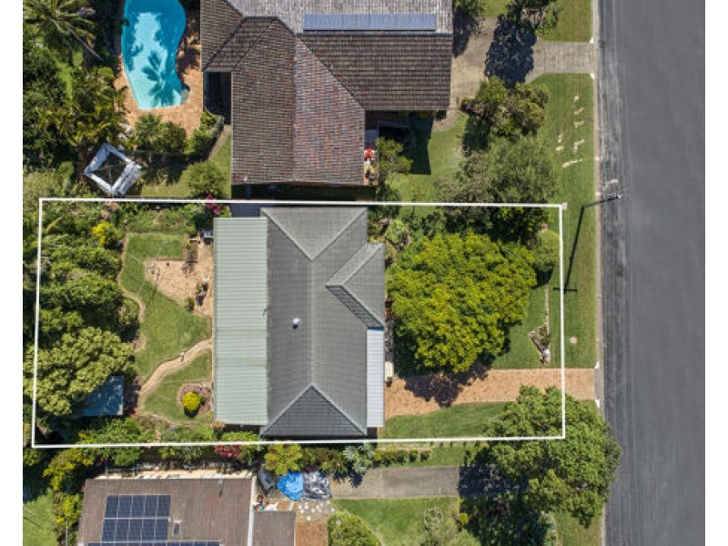 8 Dirrigeree Crescent, Sawtell NSW 2452