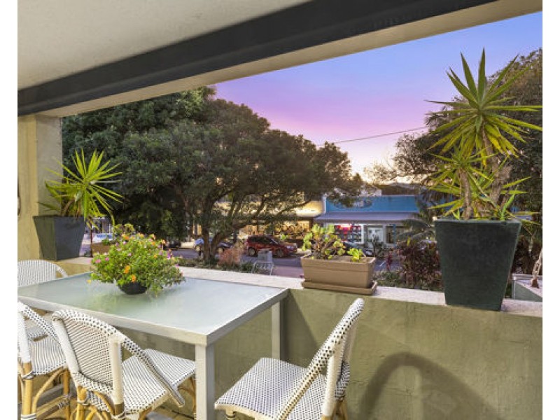 Apartment 1/4 First Avenue, Sawtell NSW 2452
