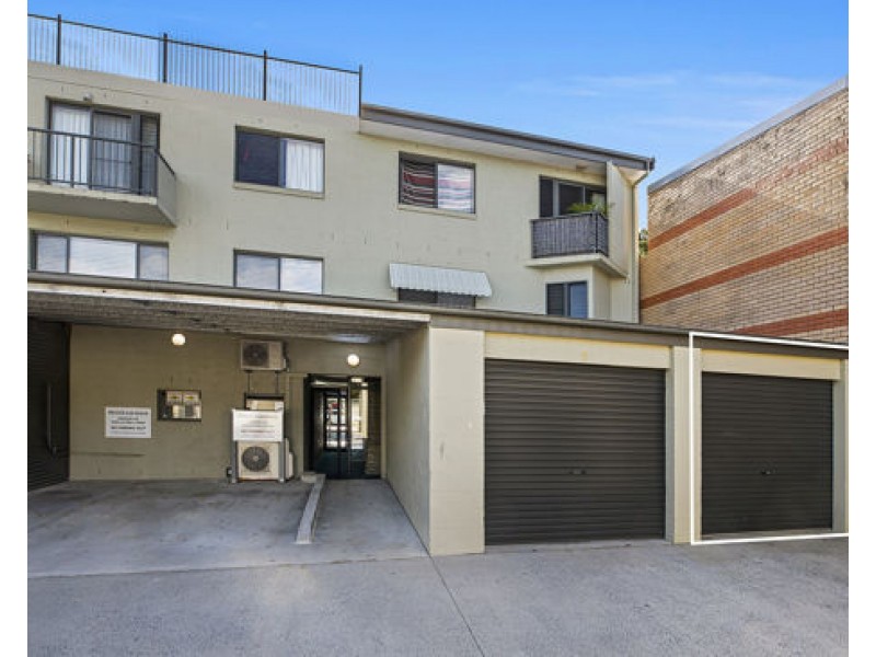 Apartment 1/4 First Avenue, Sawtell NSW 2452