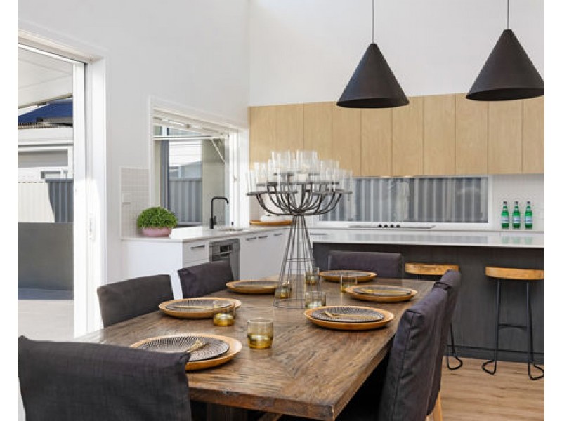 7 Angler Crescent, Bonville NSW 2441