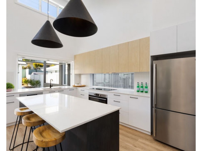 7 Angler Crescent, Bonville NSW 2441