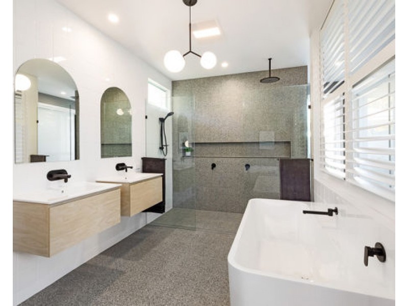 7 Angler Crescent, Bonville NSW 2441