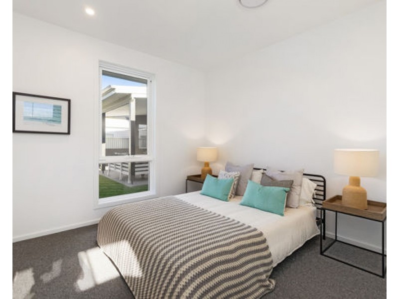 7 Angler Crescent, Bonville NSW 2441