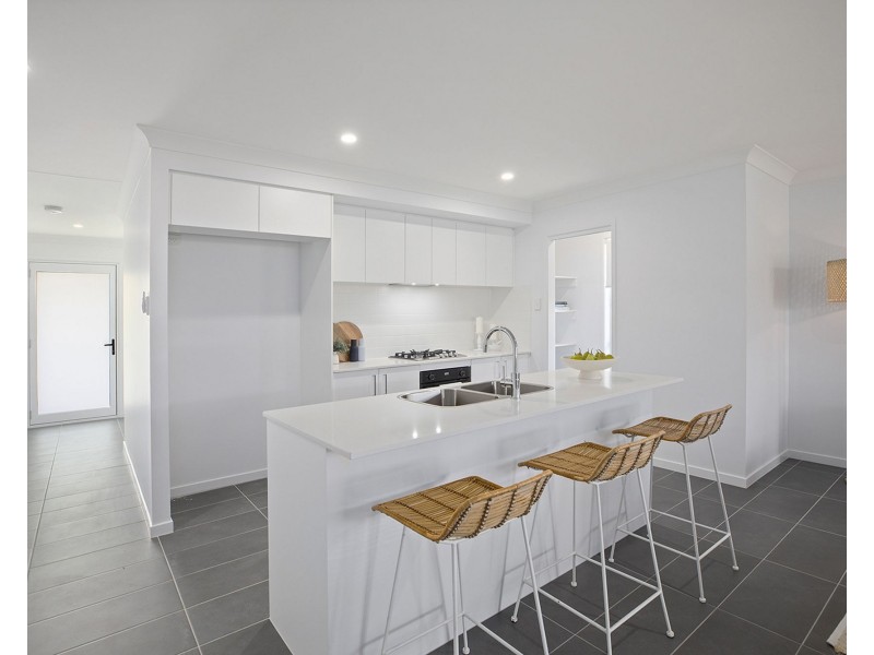 5 Cockatoo Ridge, Bonville NSW 2441