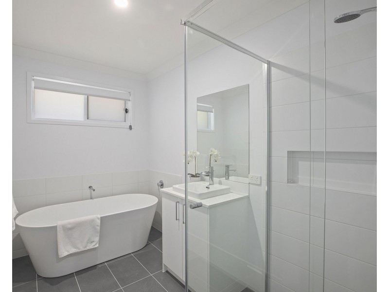 5 Cockatoo Ridge, Bonville NSW 2441