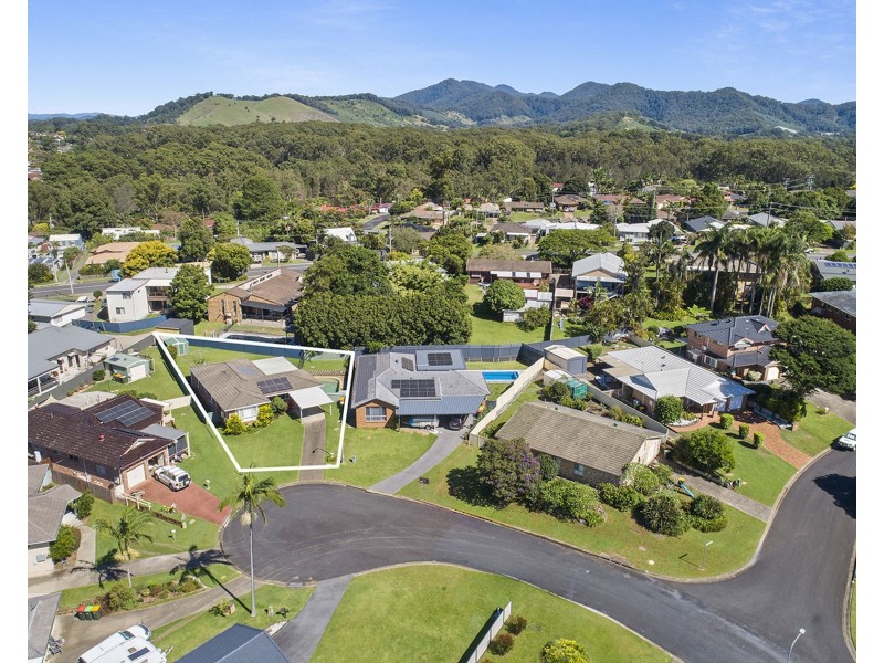 10 Betel Palm Close, Boambee East NSW 2452