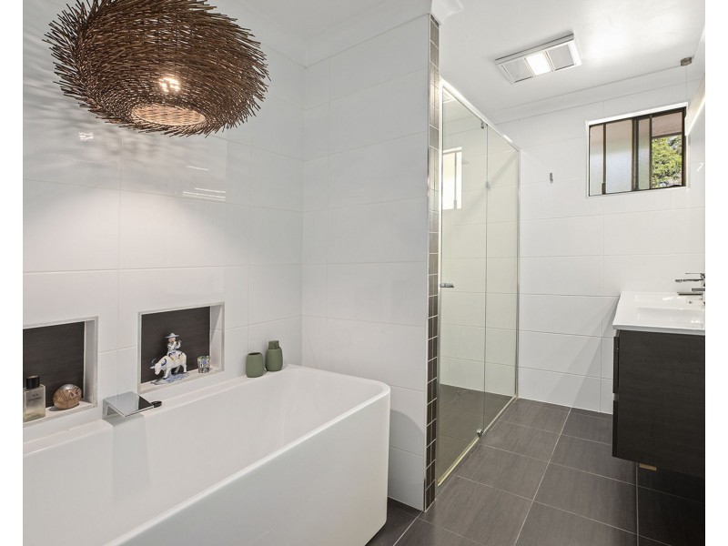 19 Green Lea Crescent, Coffs Harbour NSW 2450