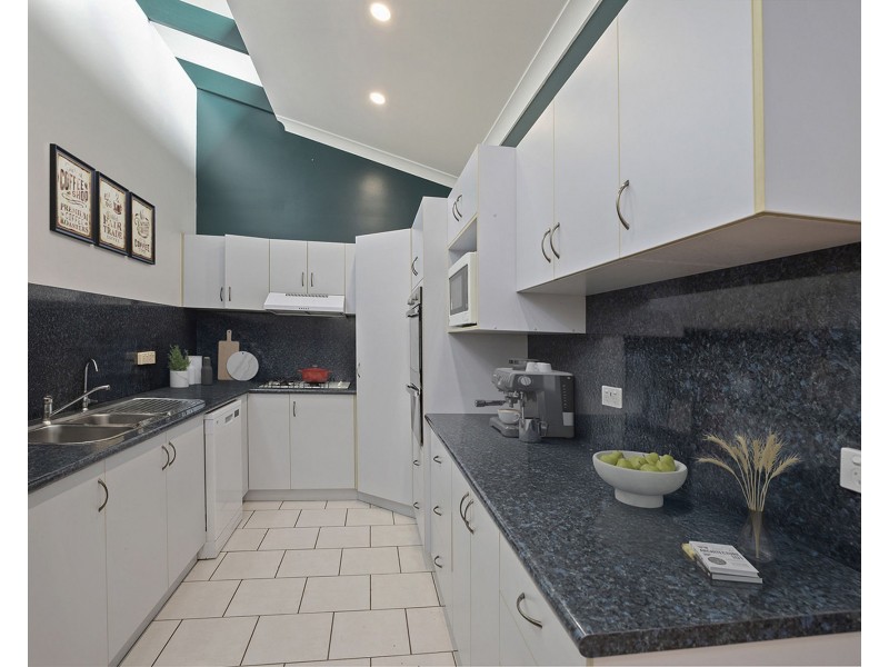 2/22 First Avenue, Sawtell NSW 2452