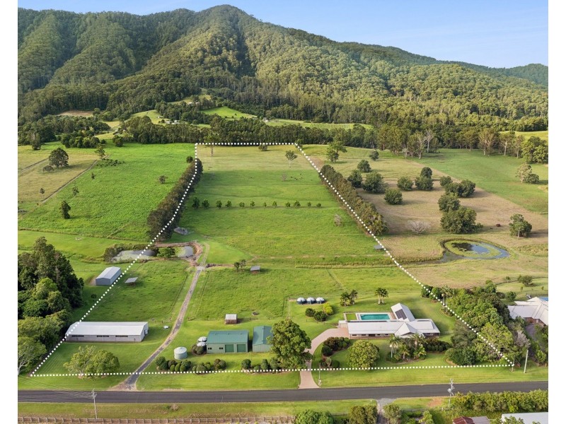 246 Crossmaglen Road, Bonville NSW 2441
