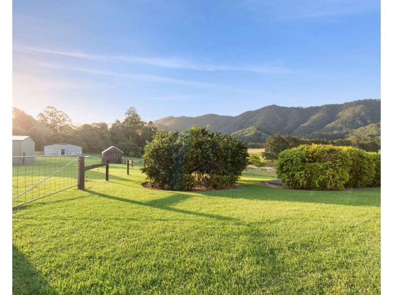 246 Crossmaglen Road, Bonville NSW 2441