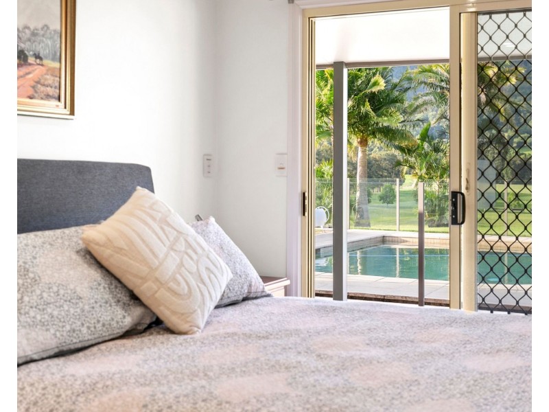 246 Crossmaglen Road, Bonville NSW 2441