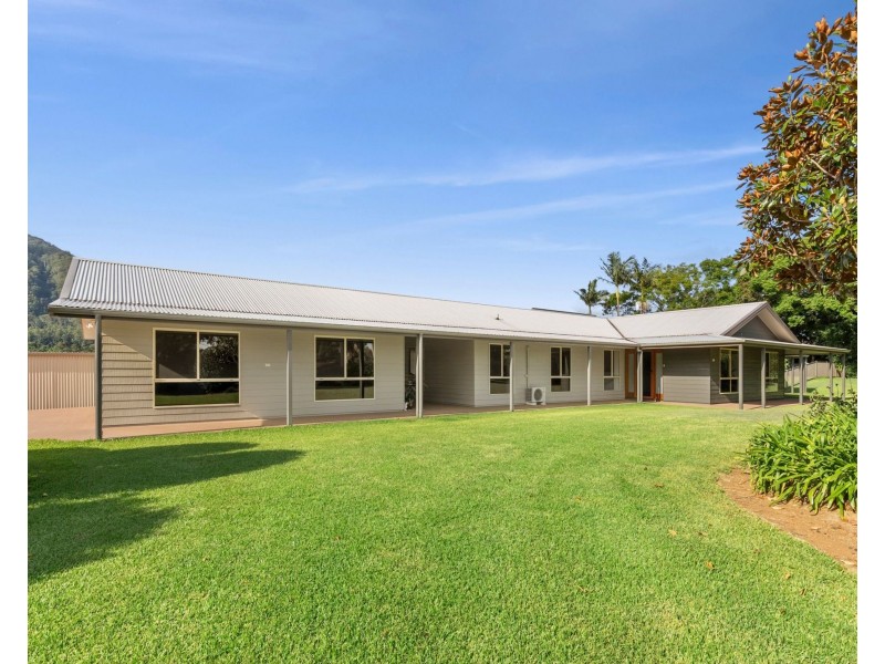 246 Crossmaglen Road, Bonville NSW 2441