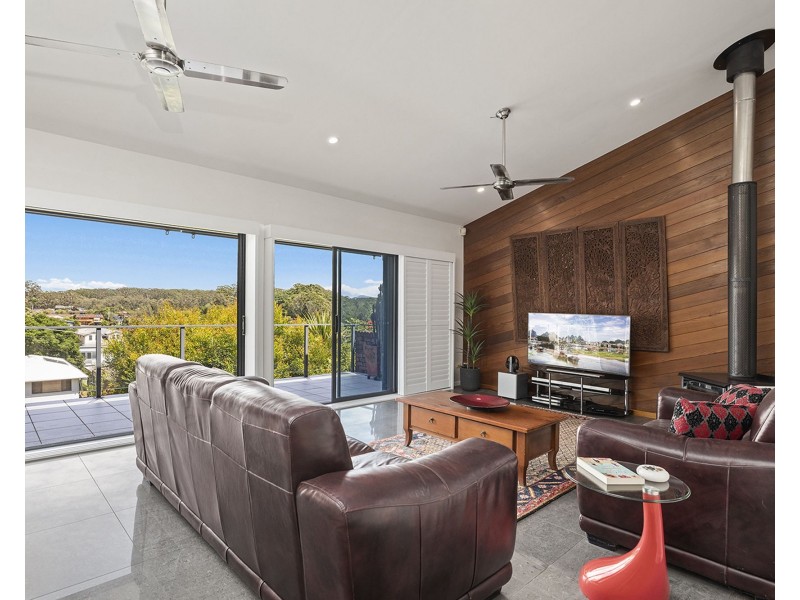 6 Cunningham Crescent, Sawtell NSW 2452