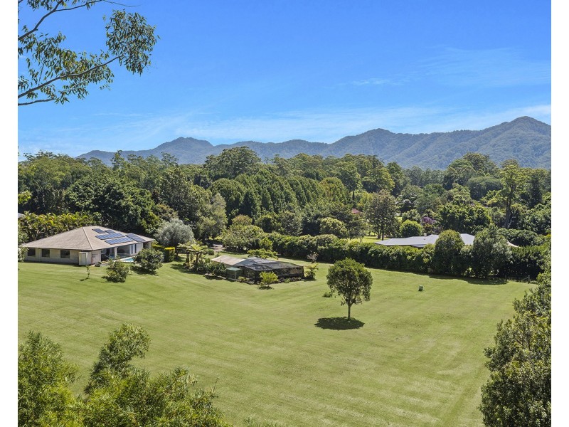 215 Braford Drive, Bonville NSW 2441