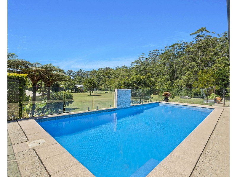 215 Braford Drive, Bonville NSW 2441
